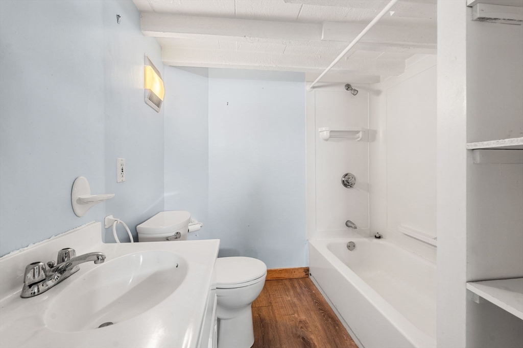 223 Bolton St, Boston, MA Photo #19