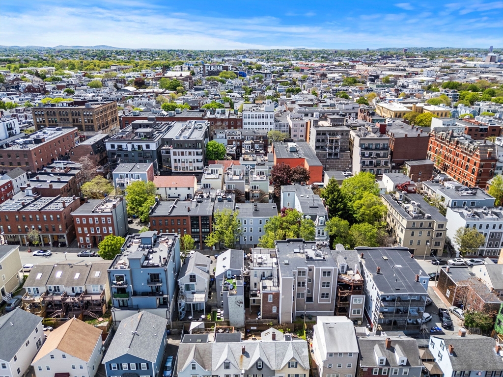 223 Bolton St, Boston, MA Photo #24
