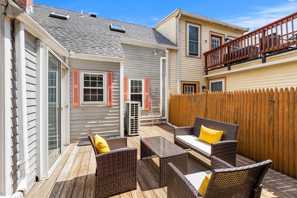 223 Bolton St, Boston, MA Photo #21