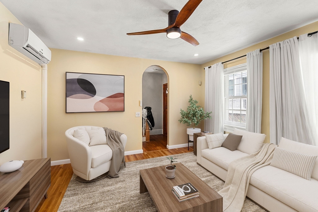 223 Bolton St, Boston, MA Photo #9
