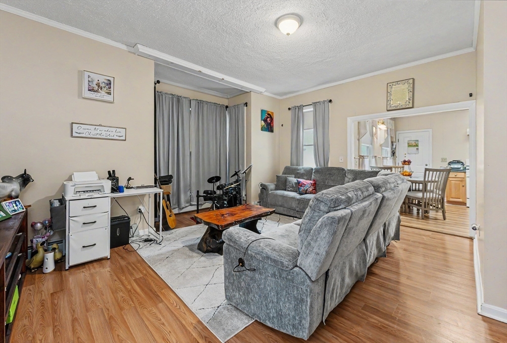 23 7th Ave, Haverhill, MA, 23 7th Ave, Haverhill, MA Photo #17