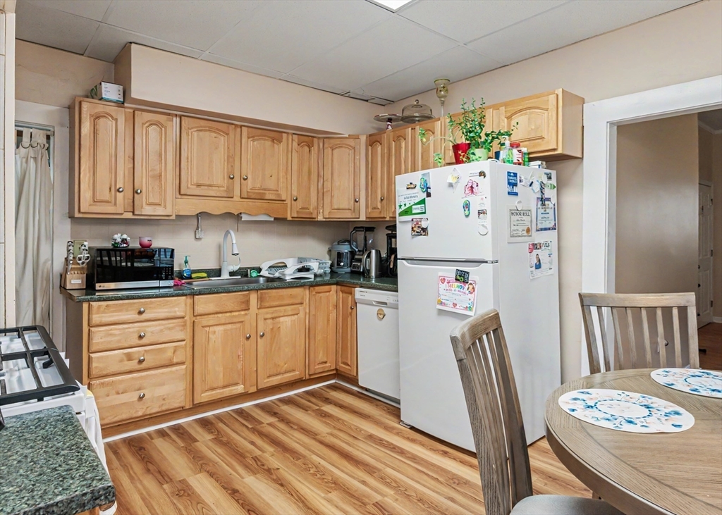 23 7th Ave, Haverhill, MA, 23 7th Ave, Haverhill, MA Photo #13