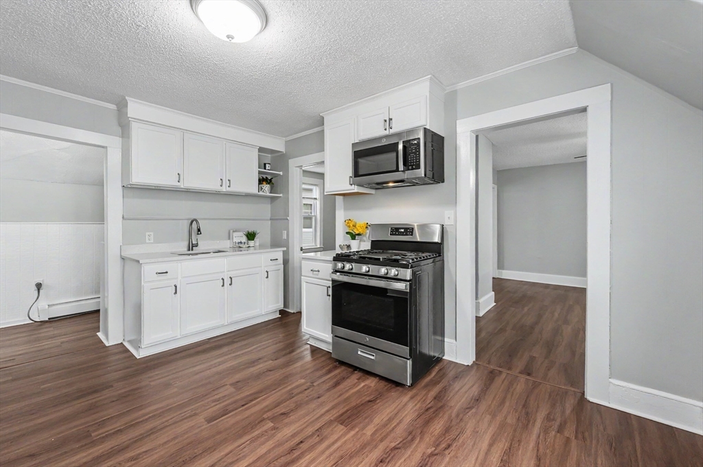 23 7th Ave, Haverhill, MA, 23 7th Ave, Haverhill, MA Photo #5