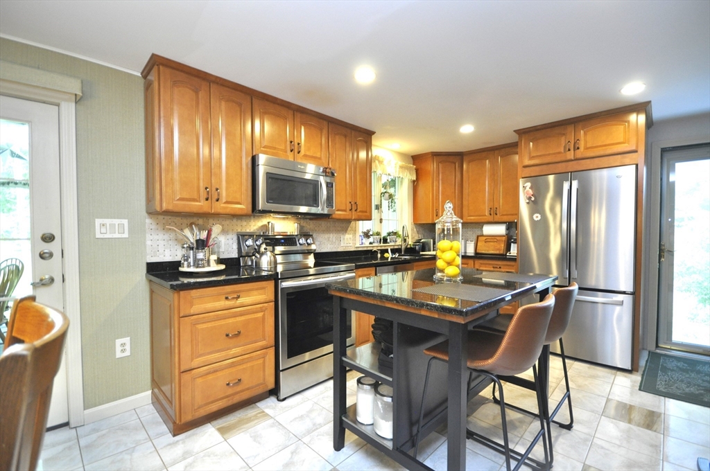 125 Walnut St