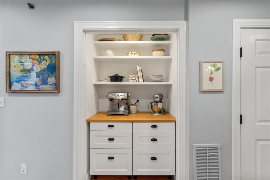 11-13 Parley Avenue 11B