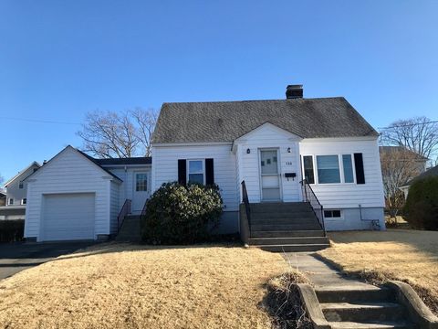 Photo of 138 King Philip Rd, Worcester, MA 01606 (MLS # 73483317)