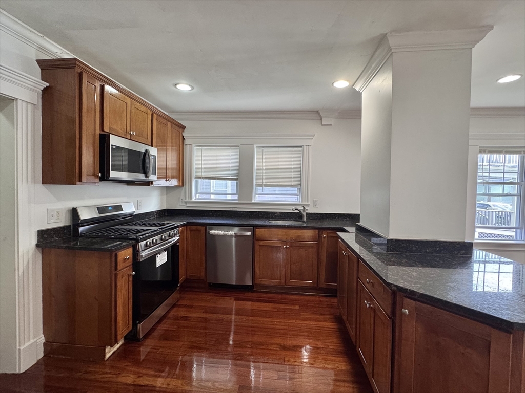 10 Woodfield St 10