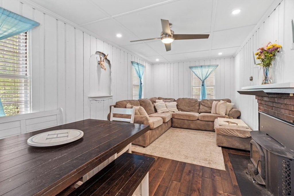 206 Old Dean St, Norton, MA Photo #19