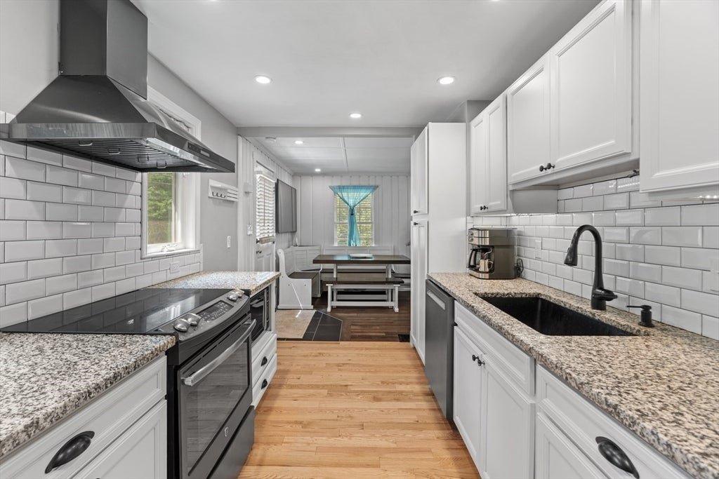 206 Old Dean St, Norton, MA Photo #16
