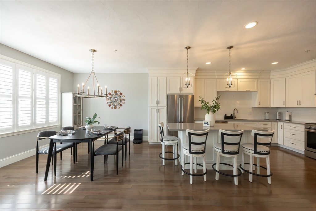 Franklin, Massachusetts 02038, United States, 3 Bedrooms Bedrooms, ,4 BathroomsBathrooms,Residential,Active,201803