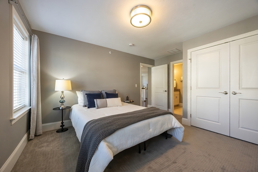 Franklin, Massachusetts 02038, United States, 3 Bedrooms Bedrooms, ,4 BathroomsBathrooms,Residential,Active,201803