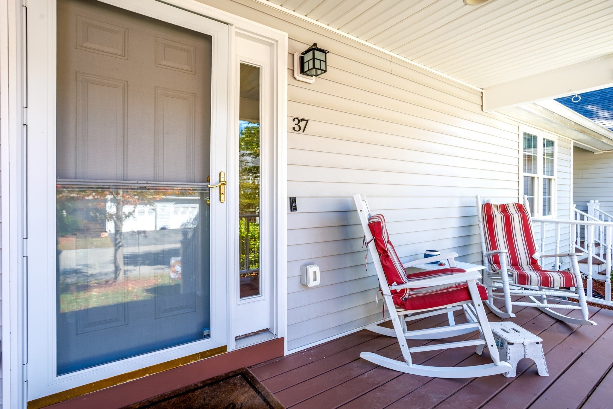 37 Acorn Ave 37