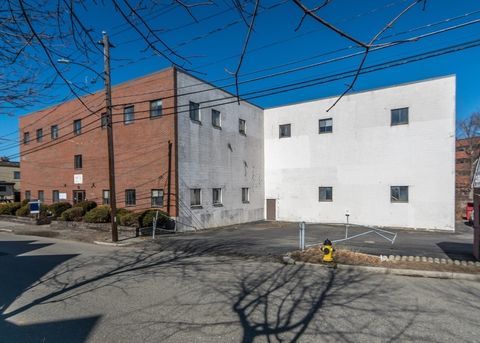 30 Clematis Avenue Waltham MA 02453
