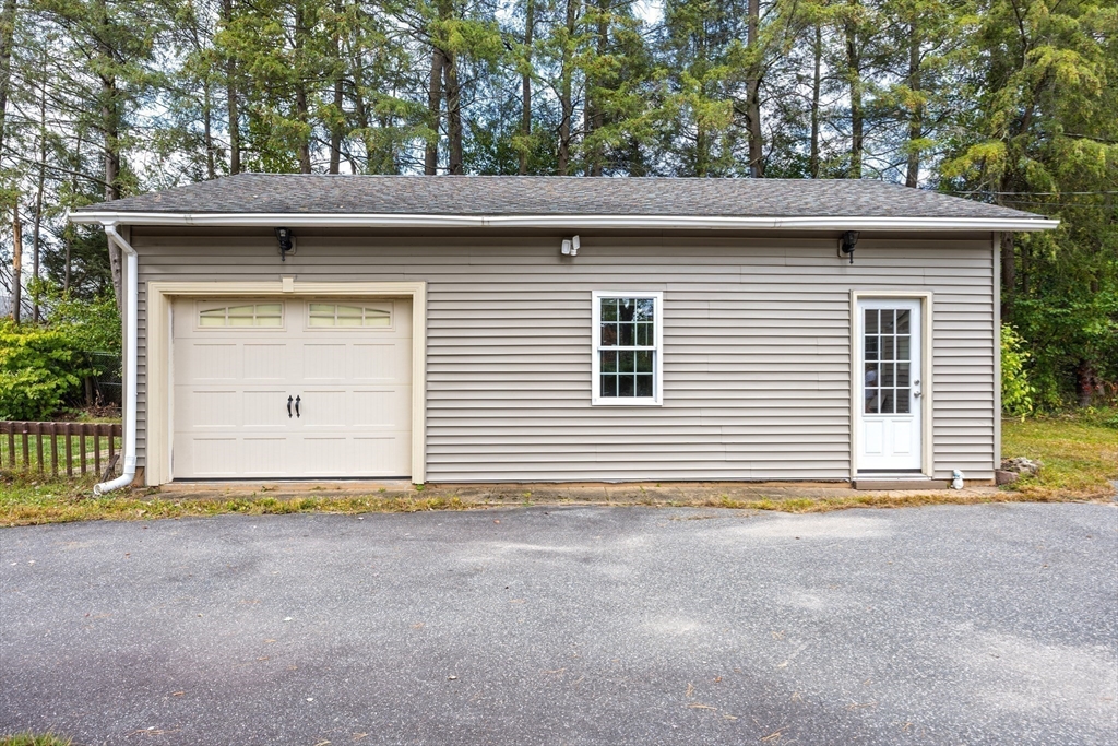 763 Stony Hill Rd, Wilbraham, MA Photo #17