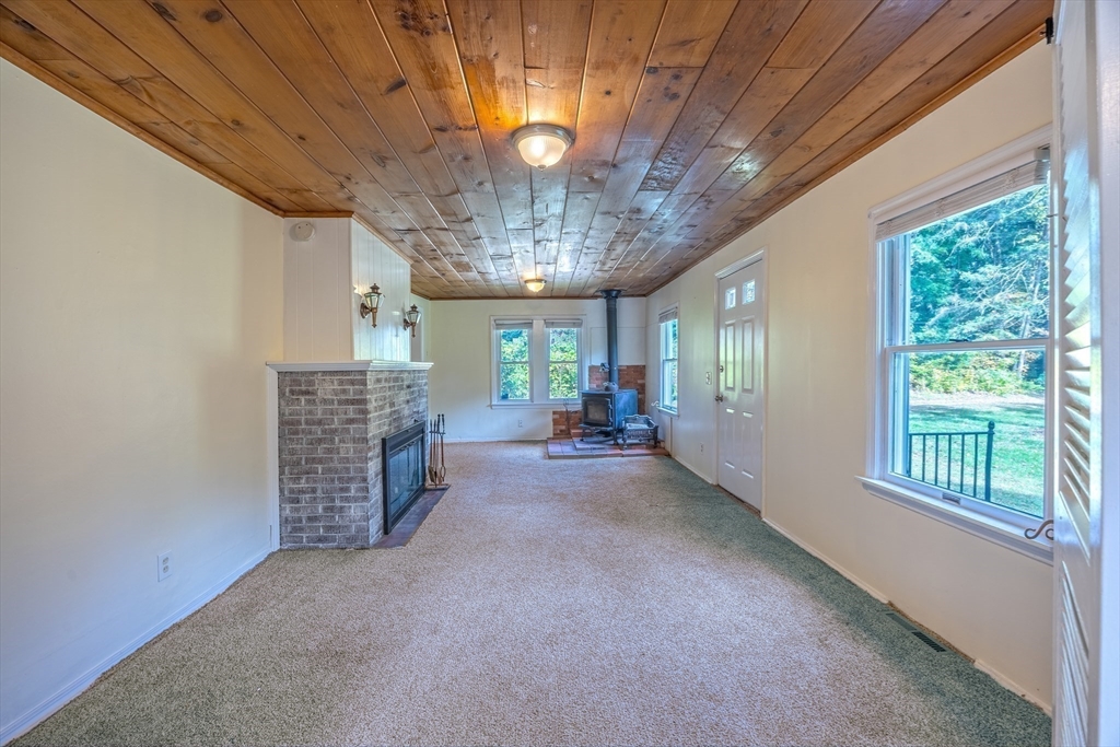 763 Stony Hill Rd, Wilbraham, MA Photo #10