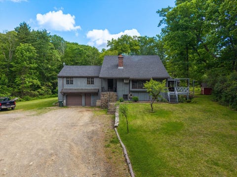Photo of 1 Leno Rd, Sturbridge, MA 01566 (MLS # 73532224)
