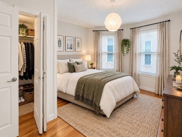15 Wave Ave 1B