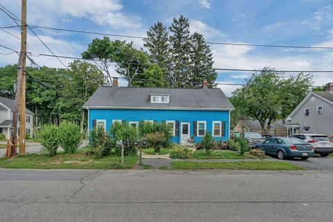 196-198 Knight Ave Attleboro MA 02703