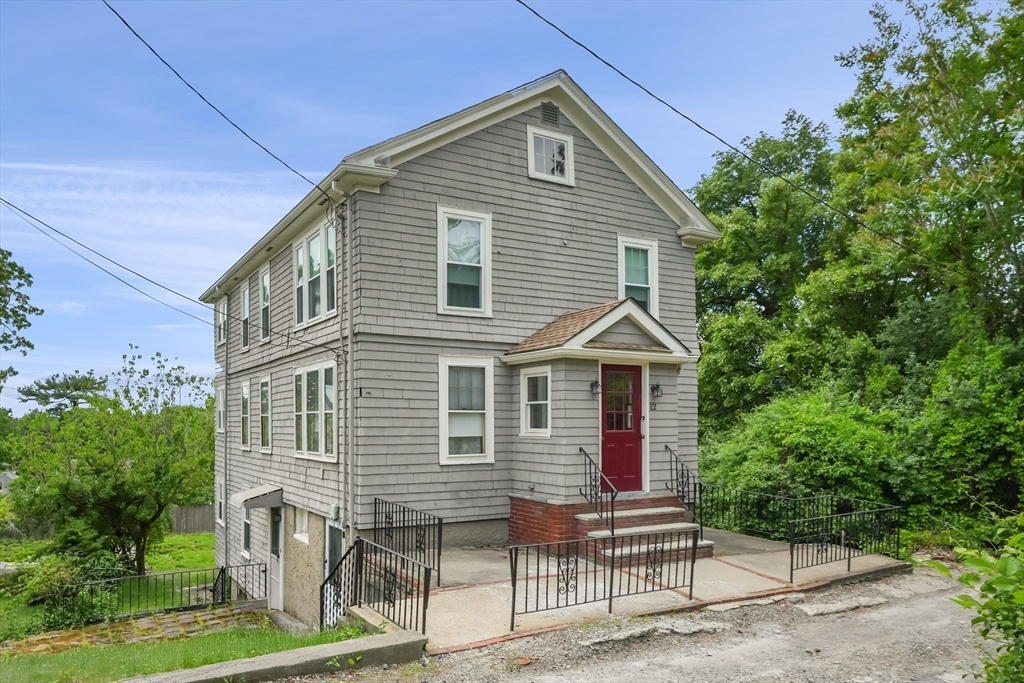 12 Bungalow Rd