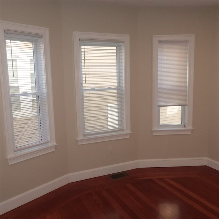 181 Harvard ST #1, Malden, MA Photo #7