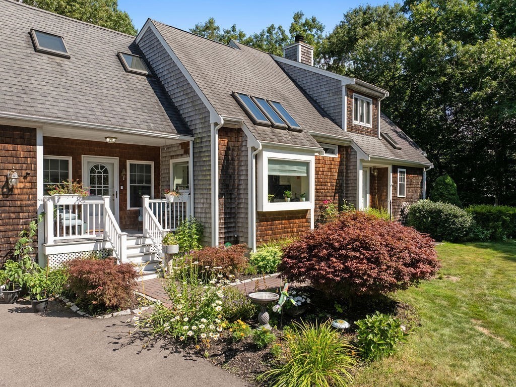 89 Songbird Dr