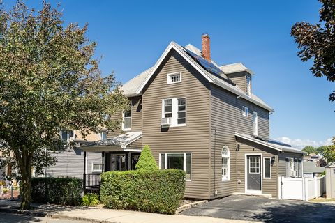 34 Oakland Avenue Everett MA 02149