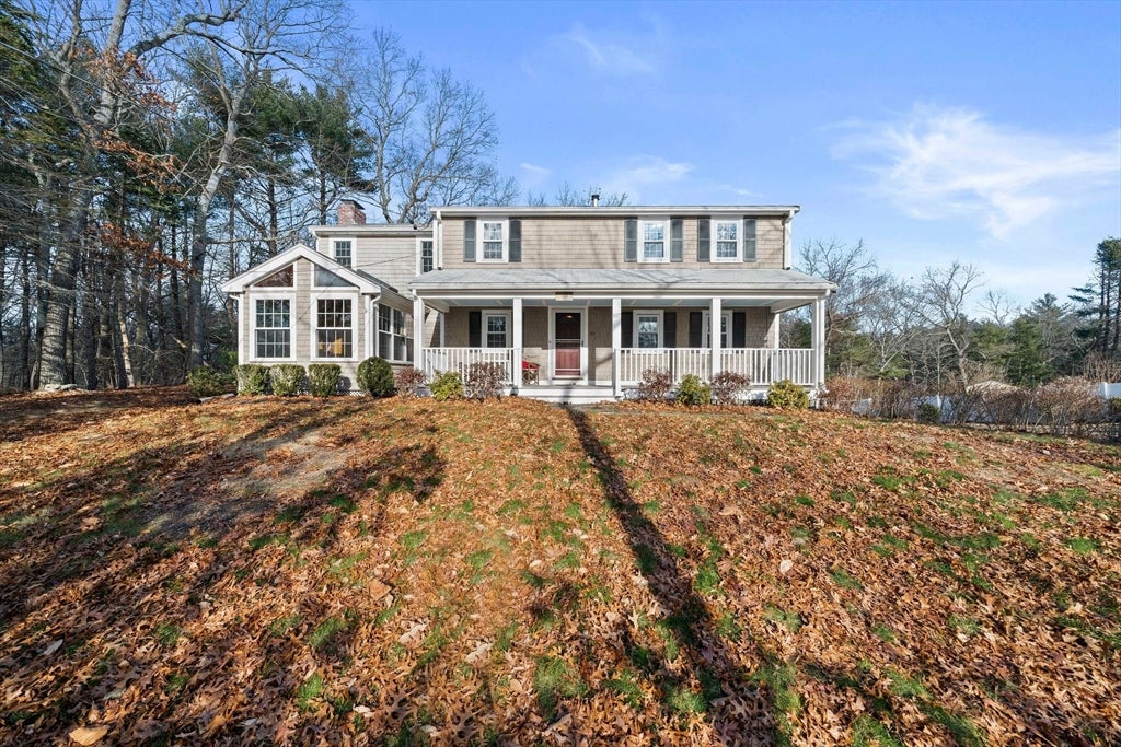 197 Circuit St, Hanover, MA Photo #2