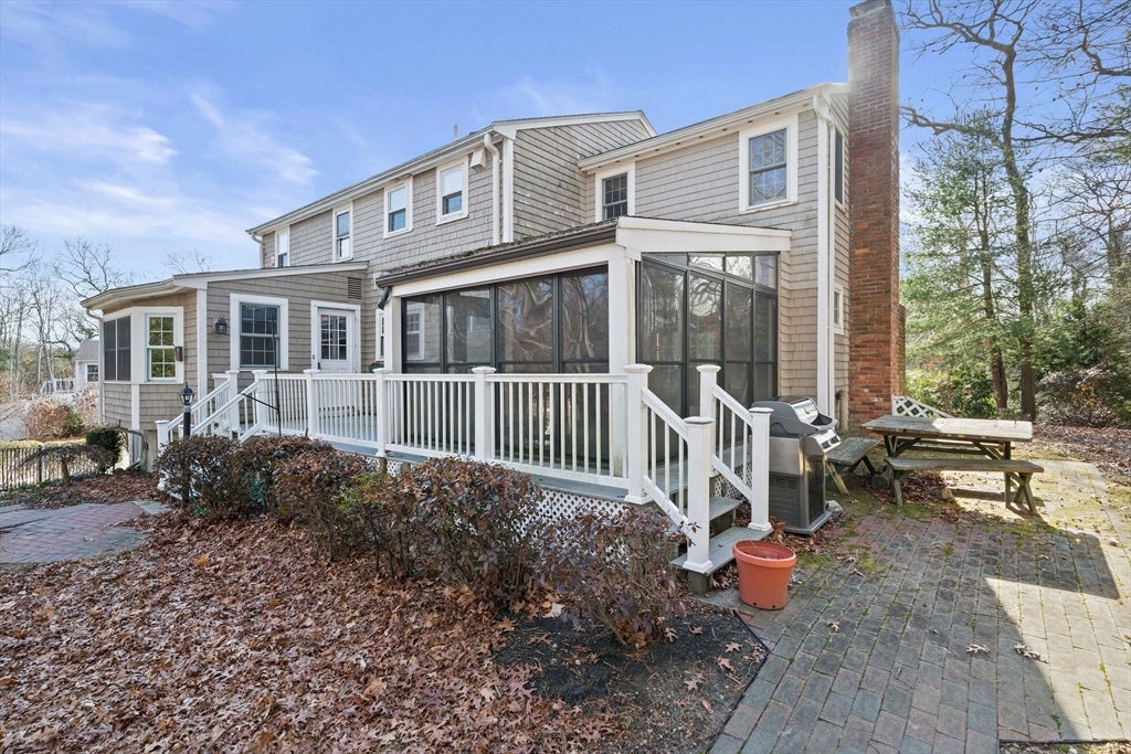 197 Circuit St, Hanover, MA Photo #34
