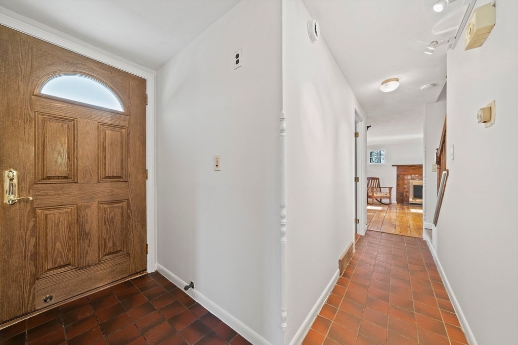 197 Circuit St, Hanover, MA Photo #14