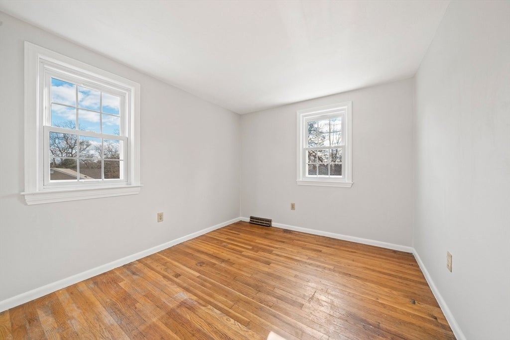 197 Circuit St, Hanover, MA Photo #27