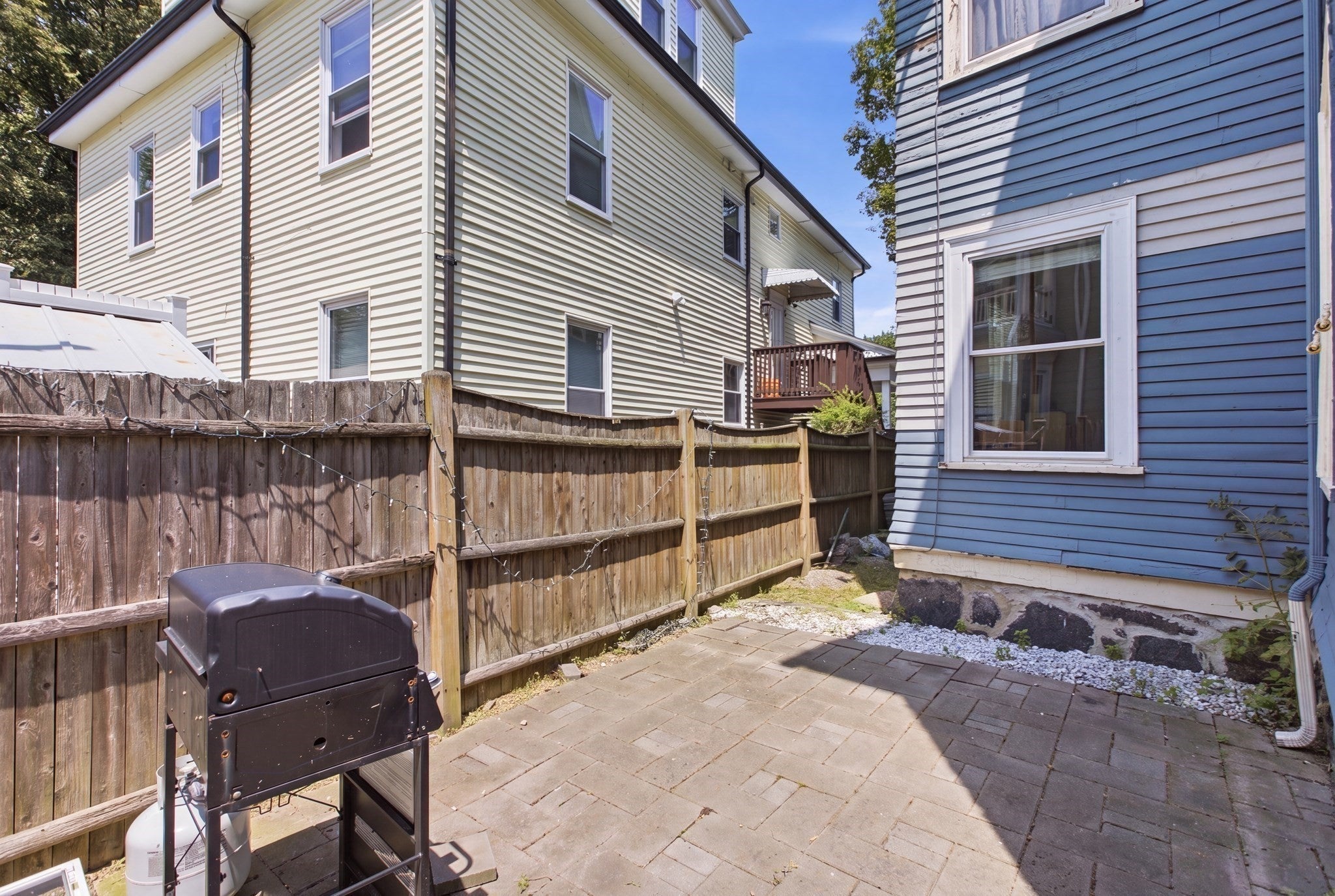 199 E Cottage St 1