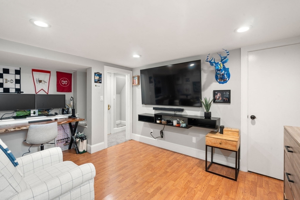 9 Dunton Rd #9, Watertown, MA Photo #23
