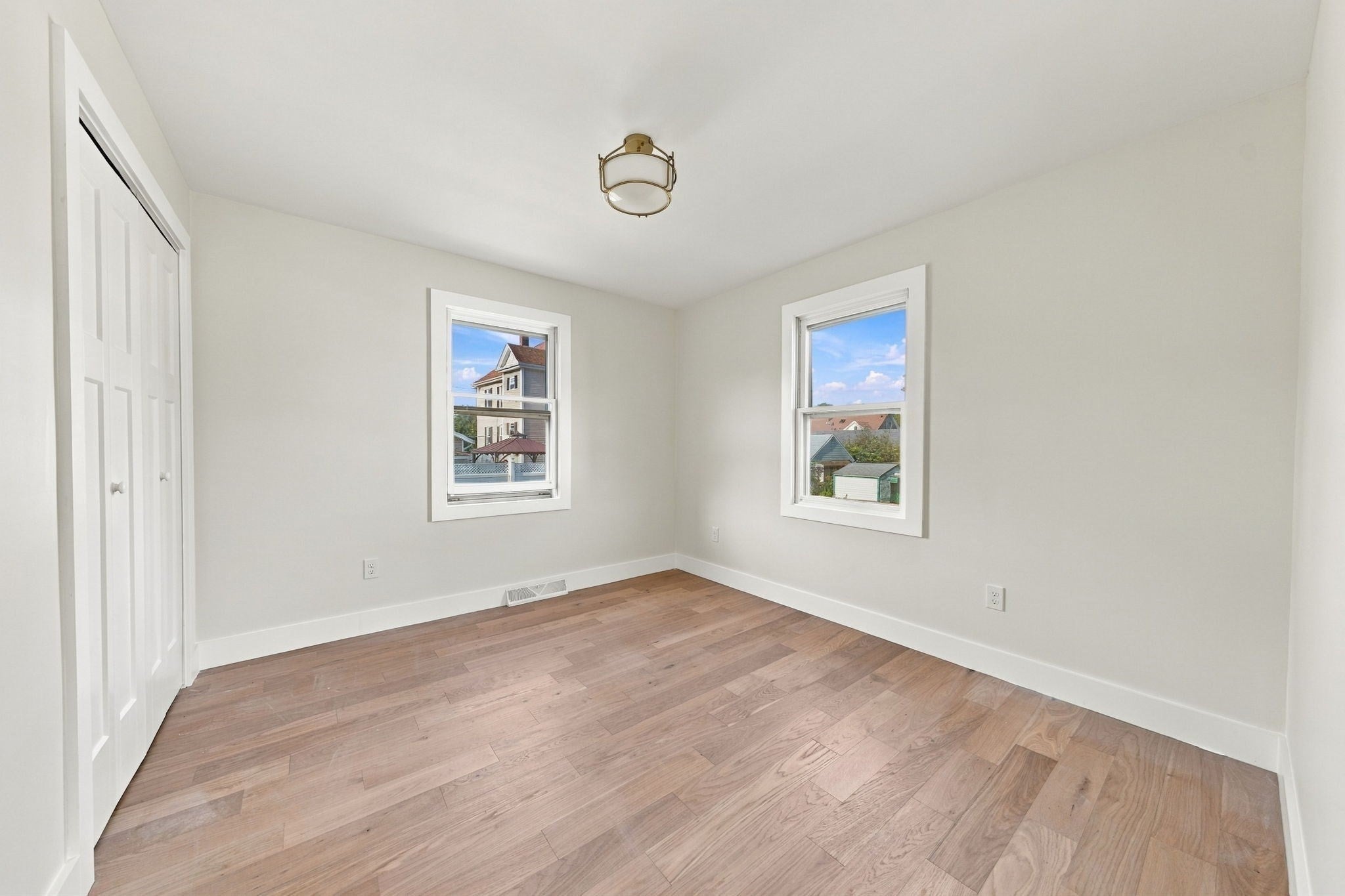 26 Gorham St, Dartmouth, MA, 26 Gorham St, Dartmouth, MA Photo #19
