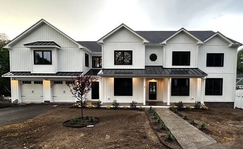 7 Lewis Court Hingham MA 02043