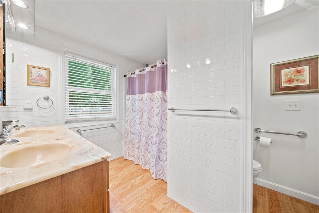 21 Colony Ave, Bourne, MA, 21 Colony Ave, Bourne, MA Photo #12