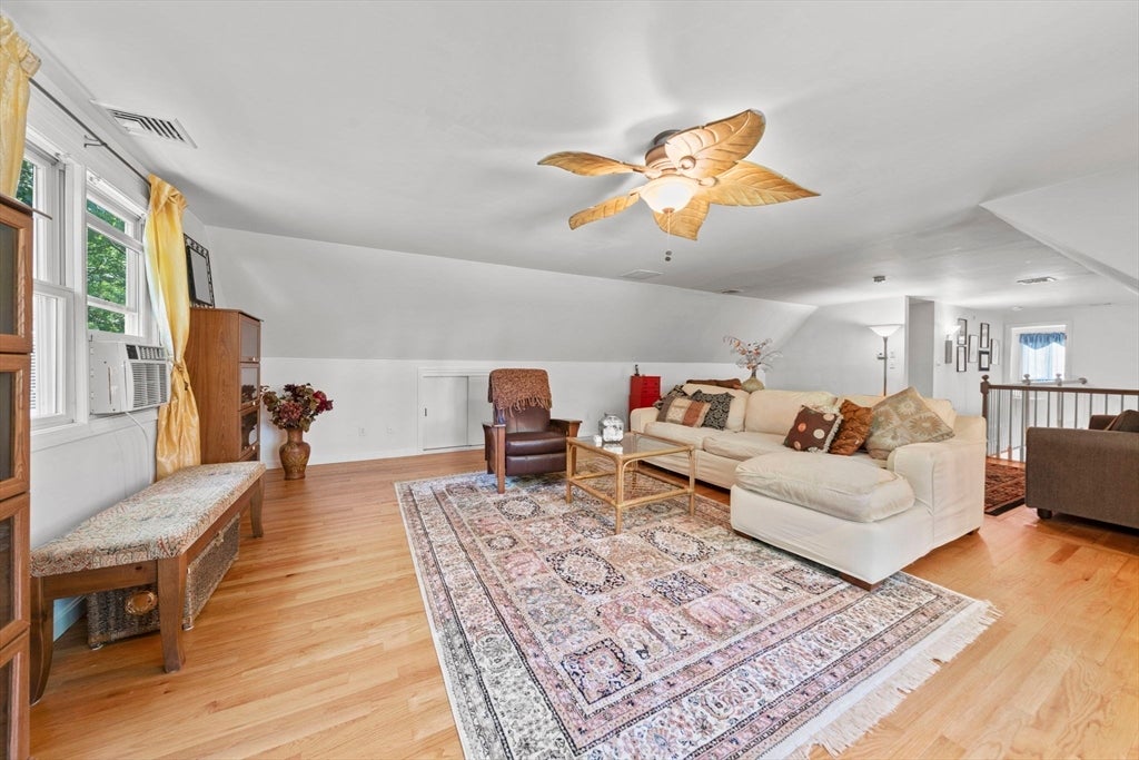 21 Colony Ave, Bourne, MA, 21 Colony Ave, Bourne, MA Photo #23