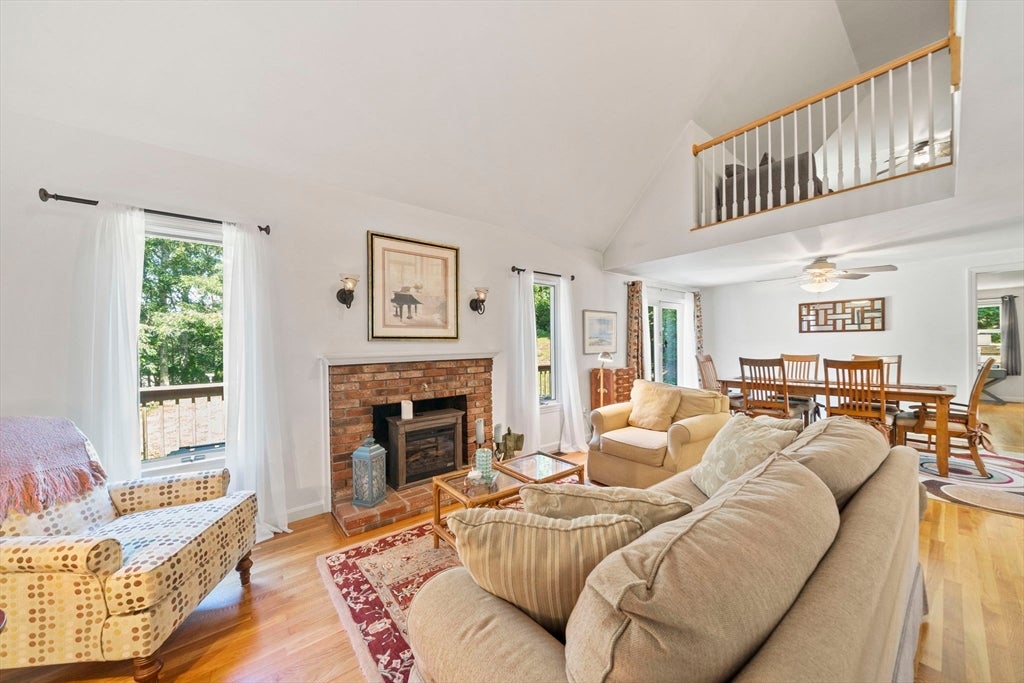 21 Colony Ave, Bourne, MA, 21 Colony Ave, Bourne, MA Photo #3