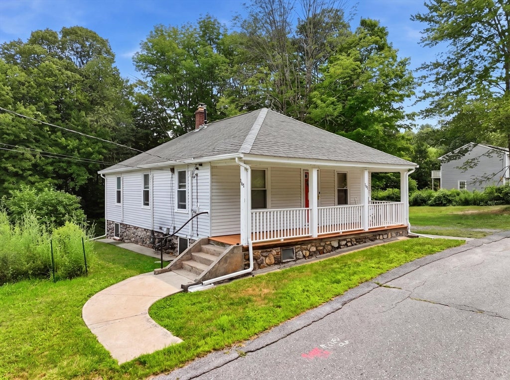 161 Boyd St, Leicester, MA, 161 Boyd St, Leicester, MA Photo #3