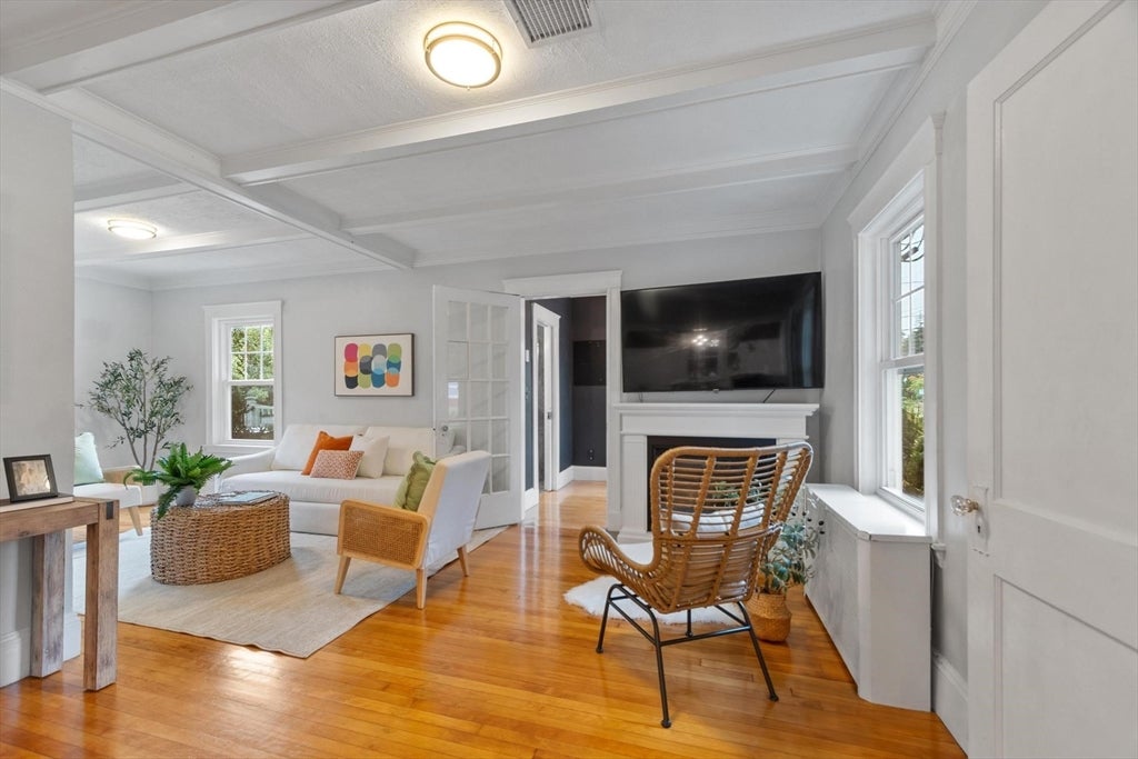 621 High St, Medford, MA Photo #10