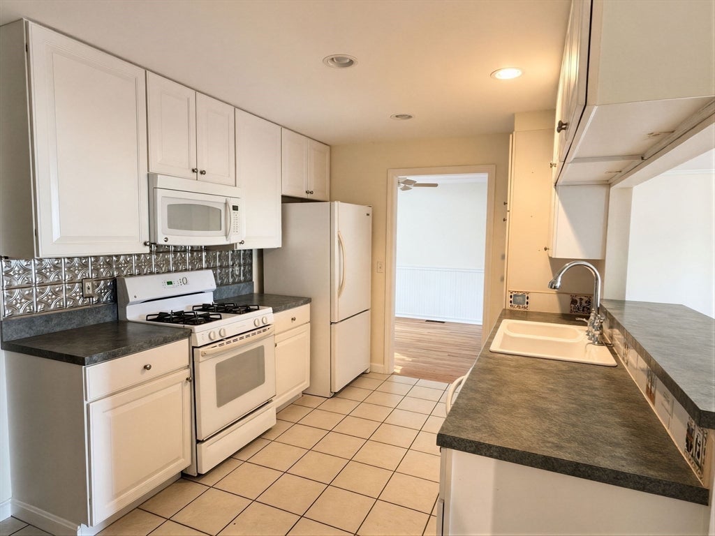 417 Alvord Place #417, South Hadley, MA, 417 Alvord Place #417, South Hadley, MA Photo #15