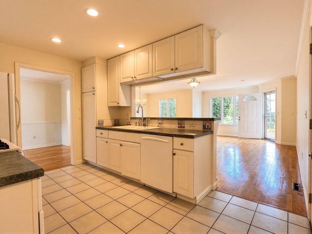 417 Alvord Place #417, South Hadley, MA, 417 Alvord Place #417, South Hadley, MA Photo #14