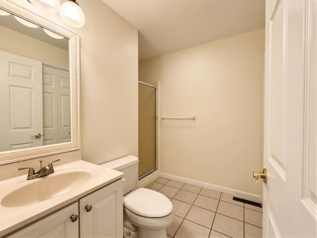 417 Alvord Place #417, South Hadley, MA, 417 Alvord Place #417, South Hadley, MA Photo #27