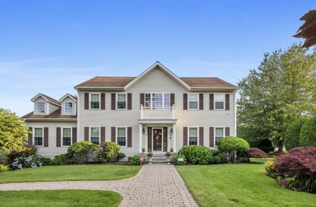 4 Gemma Dr