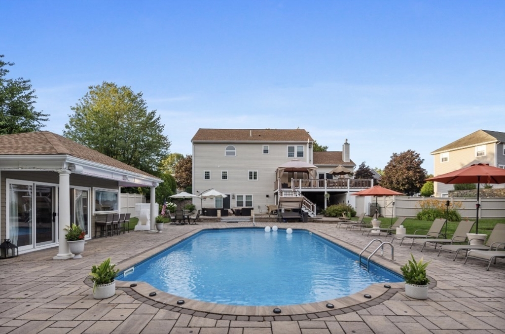 4 Gemma Dr
