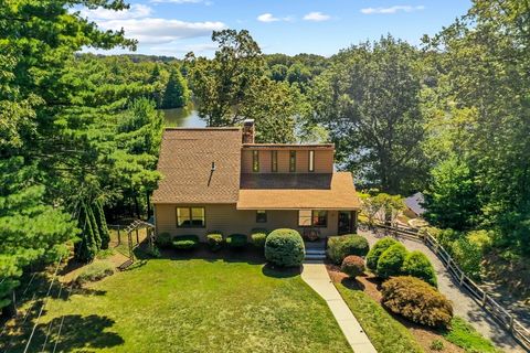 19 Sprague Road Clinton MA 01510
