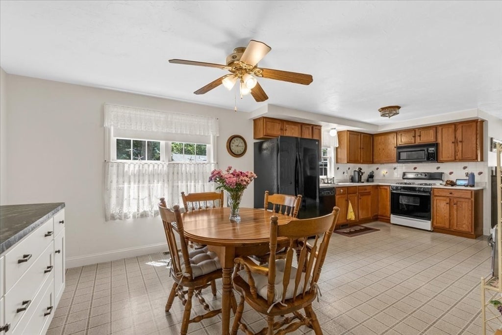 108 Wareham Lake Shore Dr, Wareham, MA, 108 Wareham Lake Shore Dr, Wareham, MA Photo #11