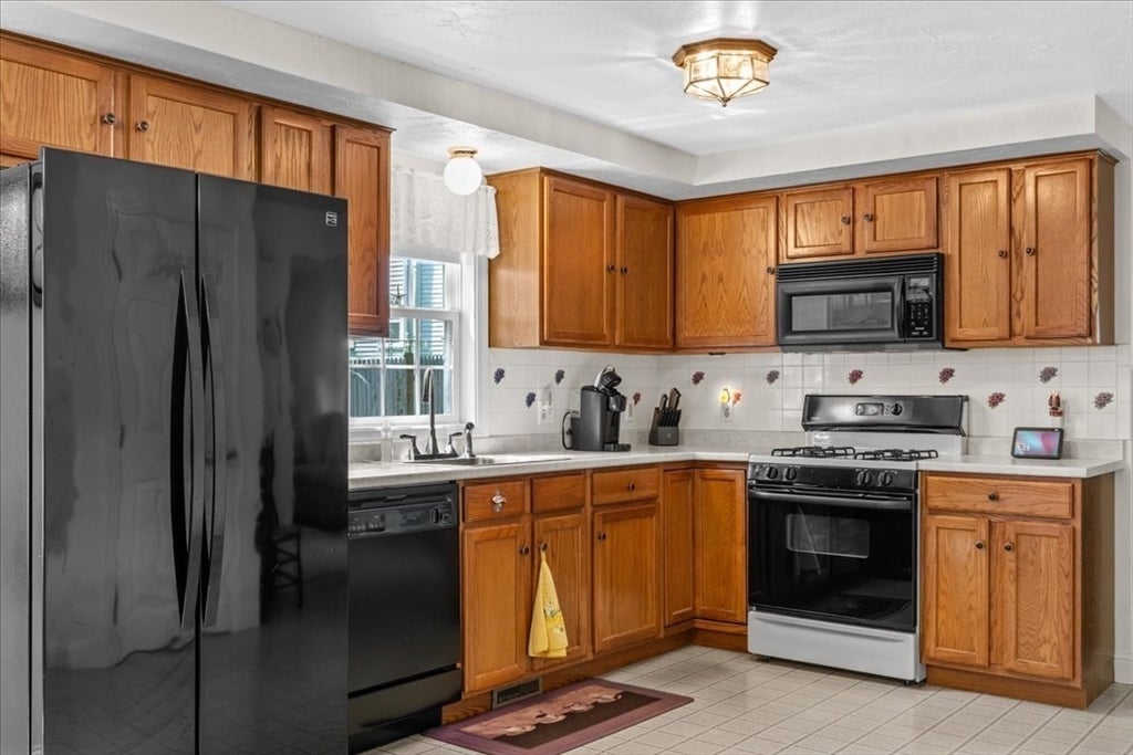 108 Wareham Lake Shore Dr, Wareham, MA, 108 Wareham Lake Shore Dr, Wareham, MA Photo #15