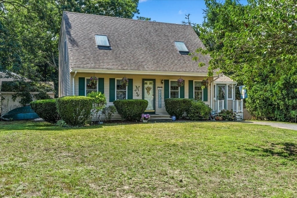 108 Wareham Lake Shore Dr, Wareham, MA, 108 Wareham Lake Shore Dr, Wareham, MA Photo #4