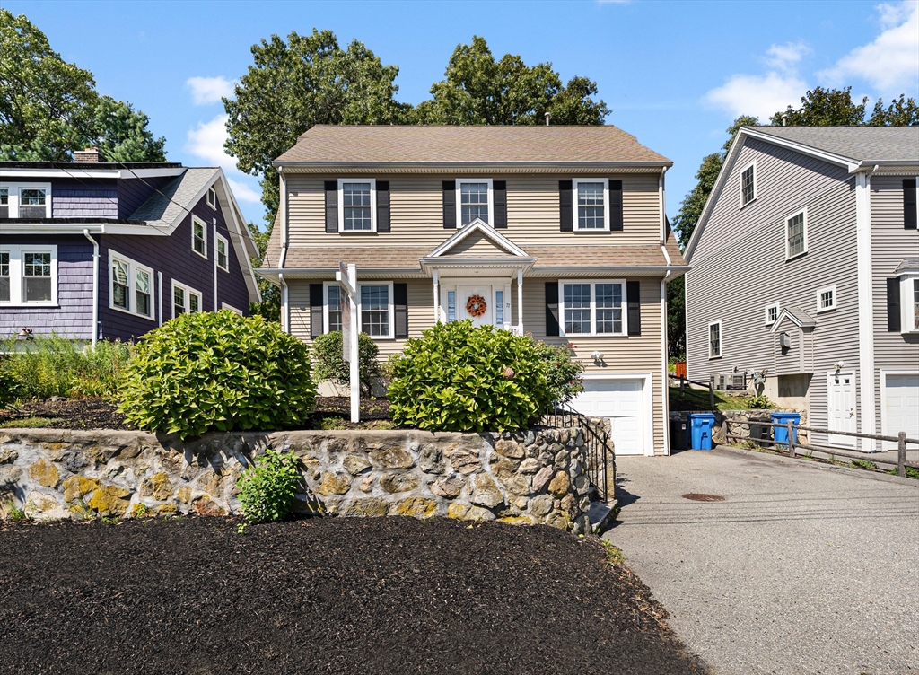 77 Hawthorne Rd
