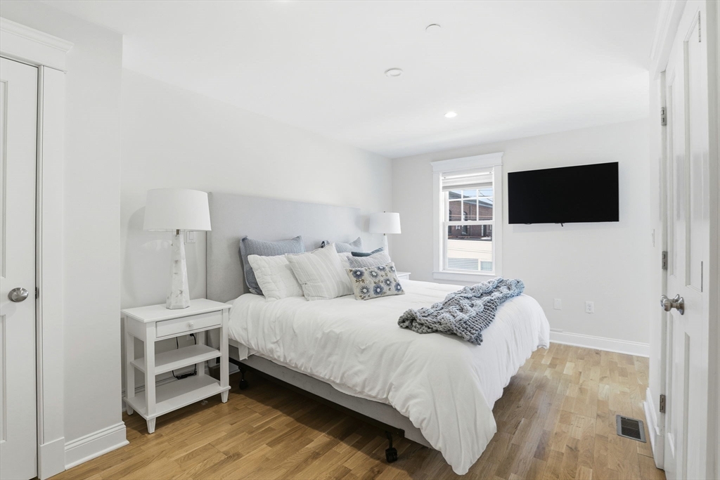 25 Howland St #2, Plymouth, MA Photo #19